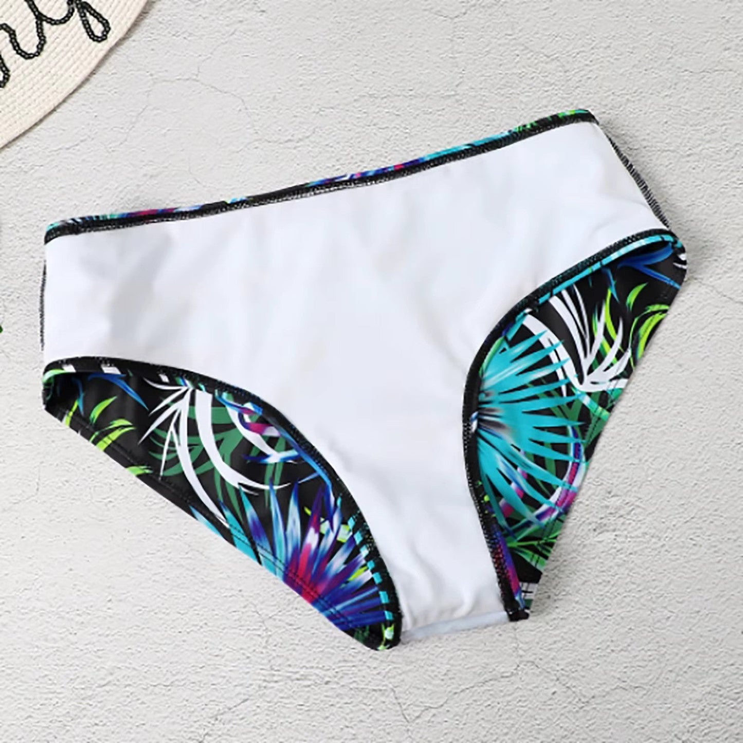 Bushii | Bikini Dames Hoge Taille – Tropische Print & Flatterende Pasvorm
