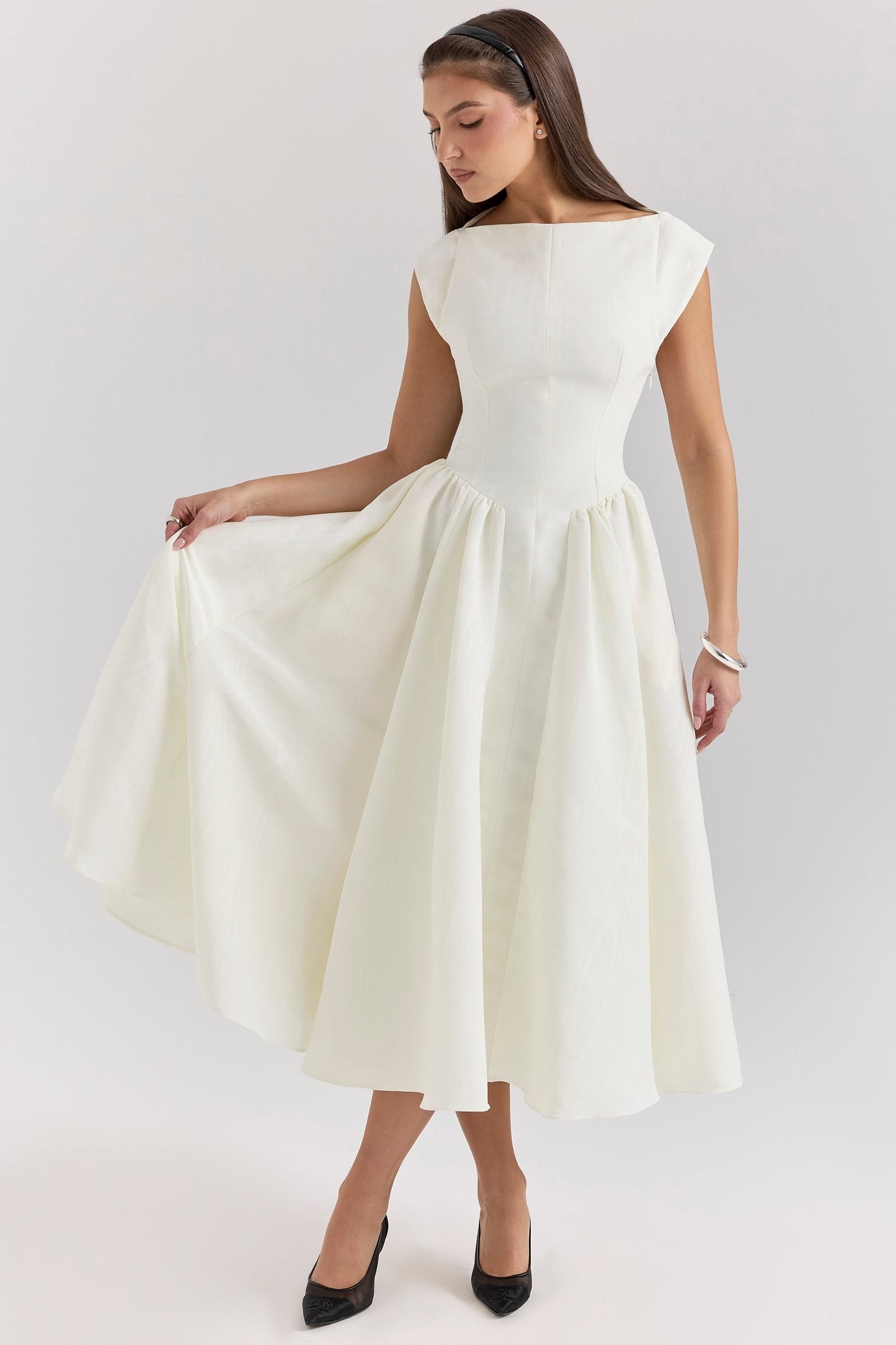 Bushii |  Elegante Damesjurk met Flatterende Taille