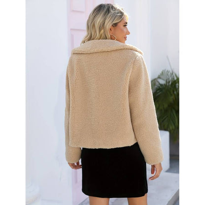 LIVIA | Luxe Teddy Jas voor Warmte en Stijl
