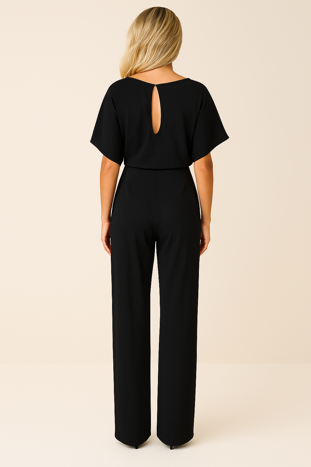 Bushii | Dames Jumpsuit – Elegante Zomerlook Met V-Hals En Knoopdetail